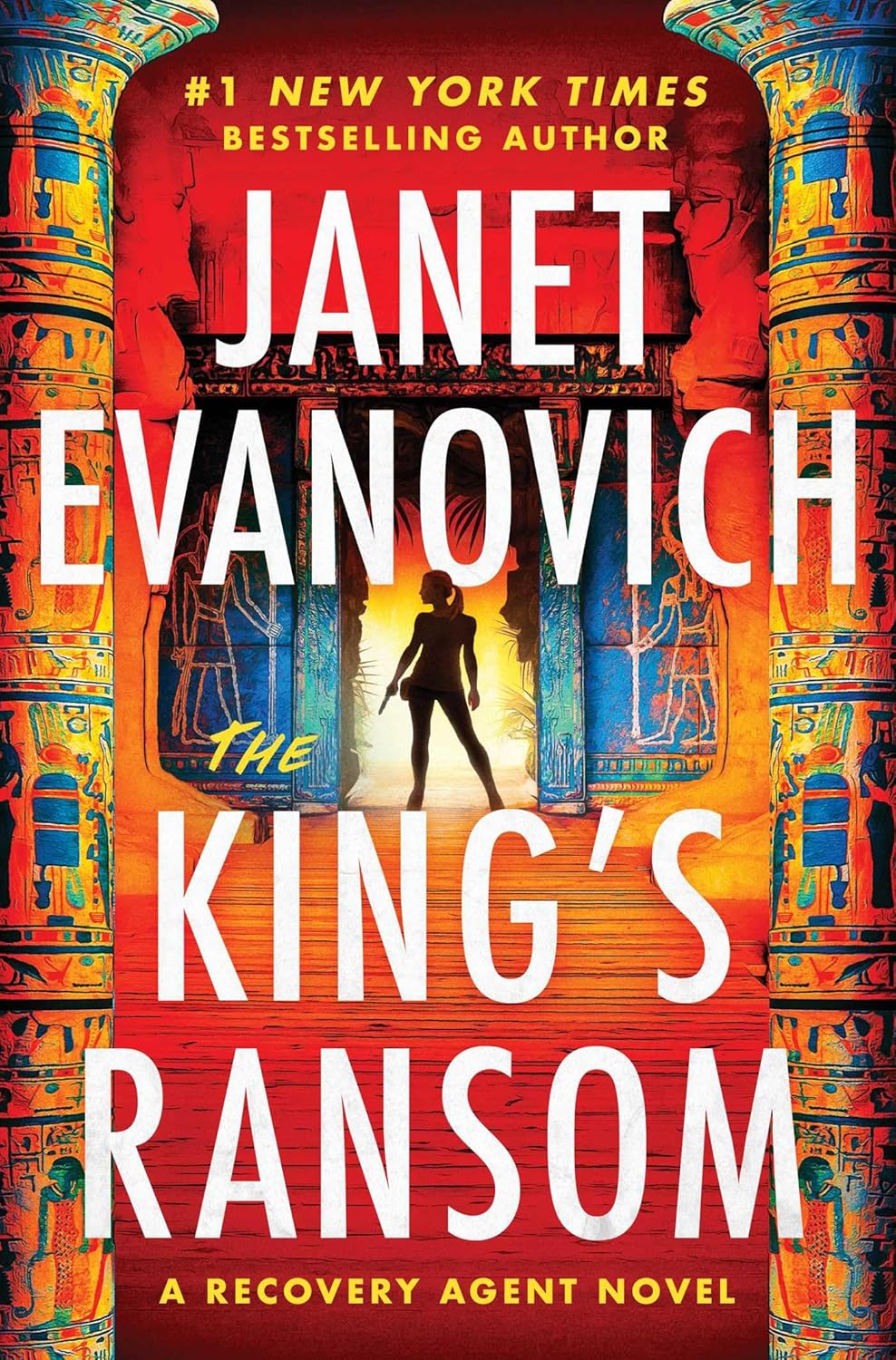 Book cover of 'The King's Ransom' by Janet Evanovich with Egyptian-themed design